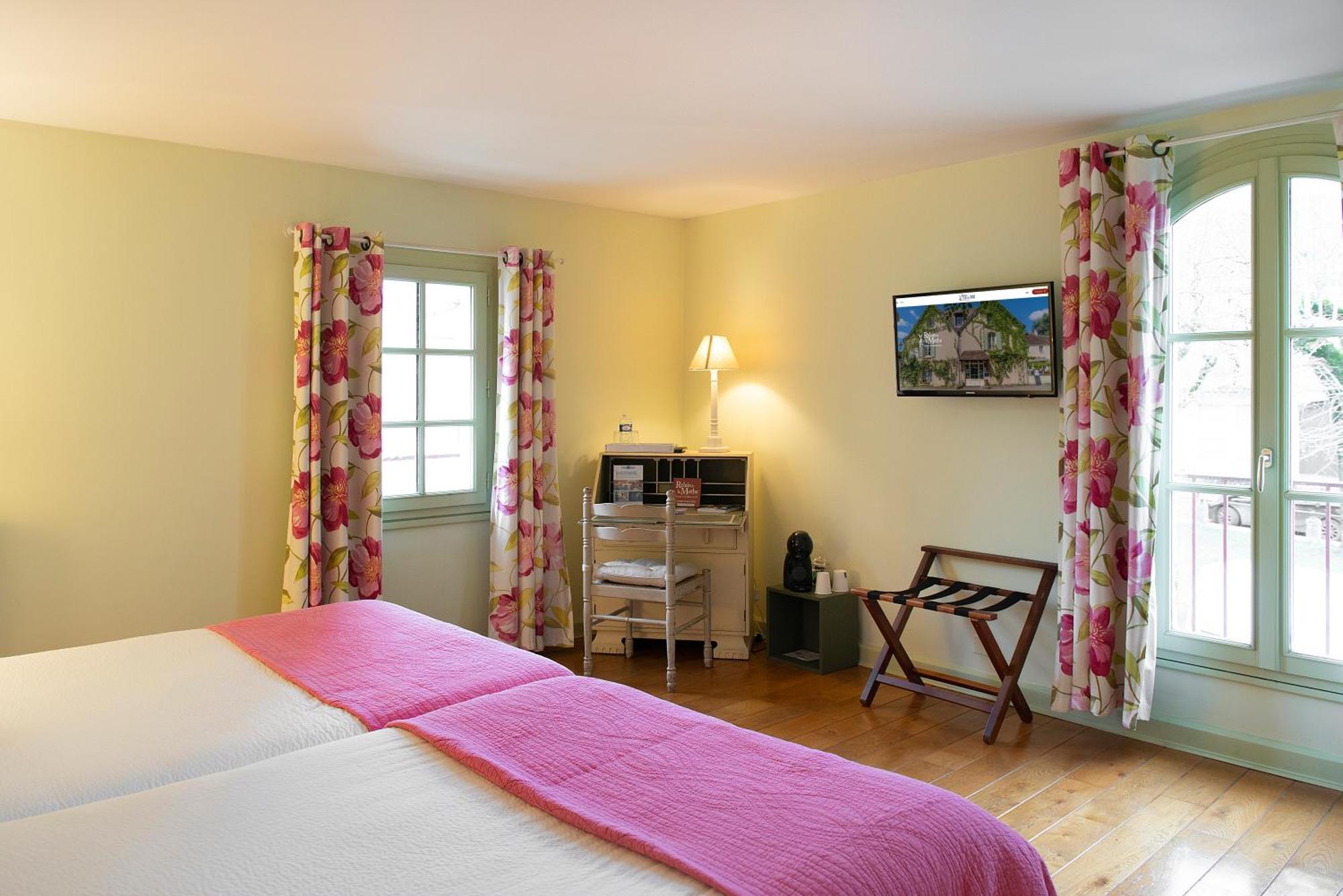 Logis Hotel Restaurant Relais De La Mothe Yzeures-sur-Creuse Kültér fotó